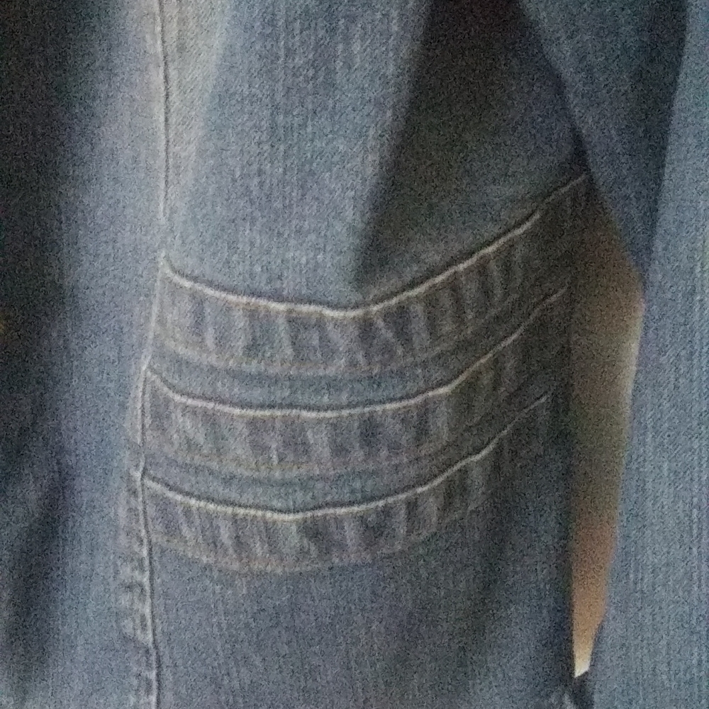 Jacket - Picture 2 of 4